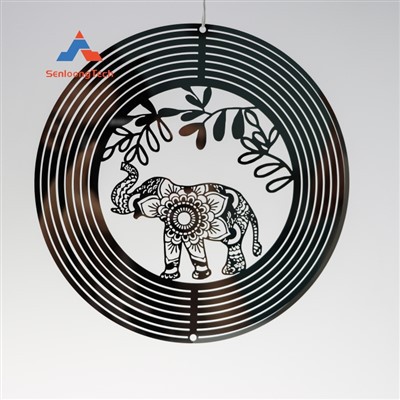 Etsad metallprydnad vind spinnare